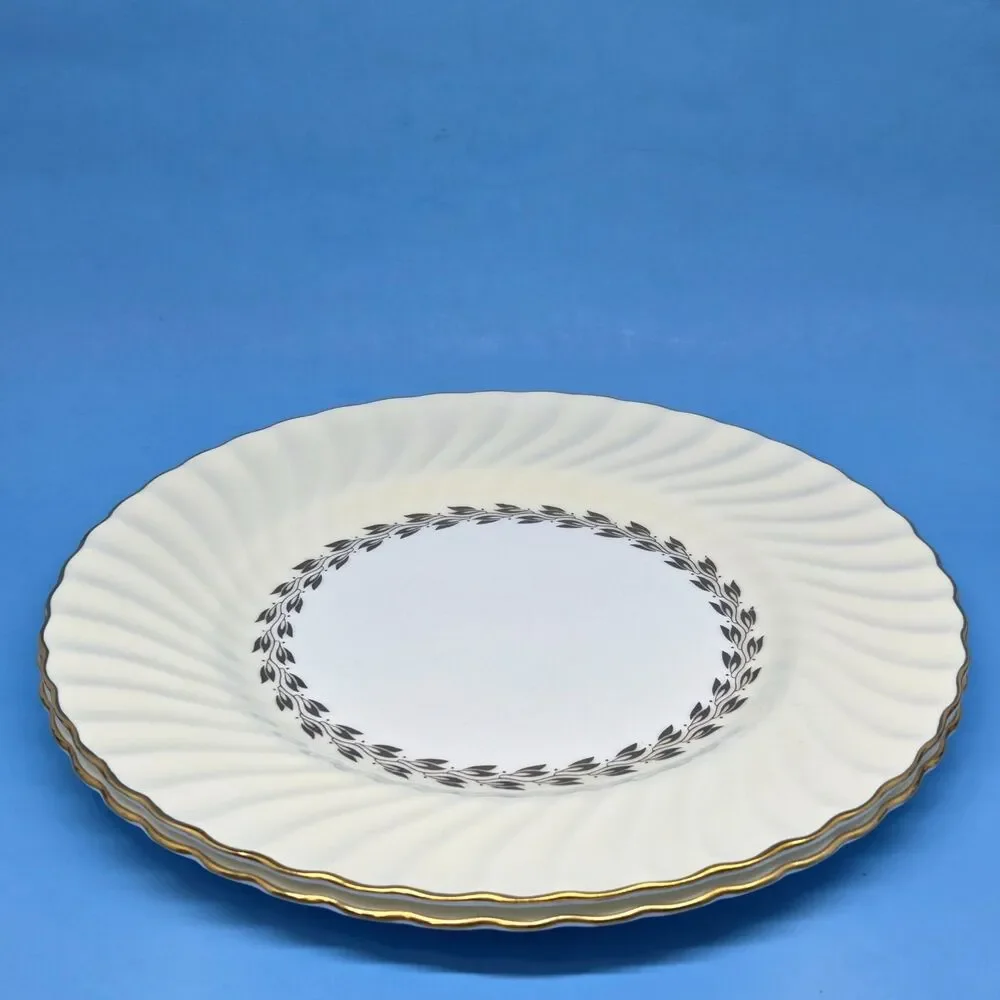 Minton Cheviot Gold Laurel Wreath 10 1/2